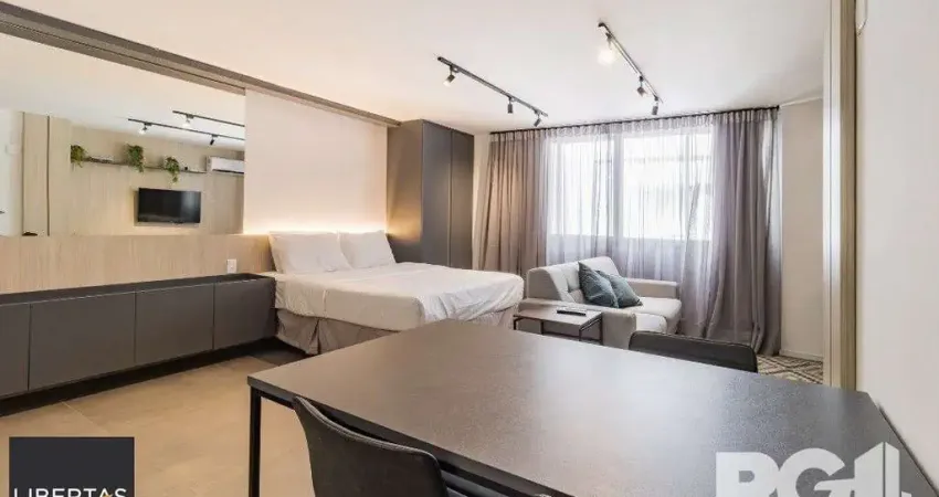 Apartamento no  Duque Center, localizado na Rua Duque de Caxias, Centro Histórico de Porto Alegre, uma das ruas mais charmosas e antigas de Porto Alegre,