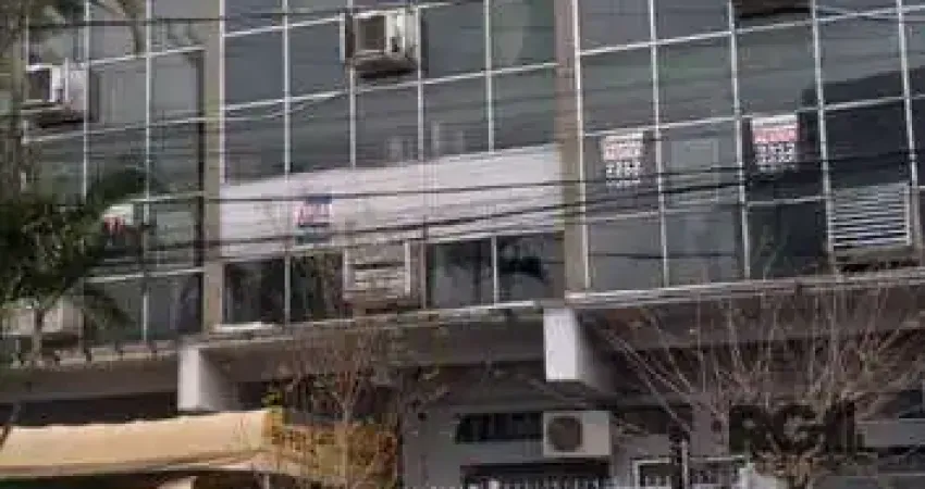 Sala comercial à venda na Rua Tupi, 151, Passo da Areia, Porto Alegre