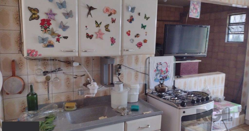 Casa em terreno de ótima metragem 336,98m², localizado na Vila João Pessoa