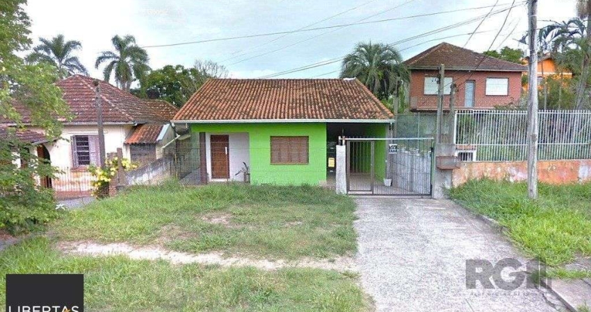Casa com 161,25m², 3 dormitórios, 4 vagas no bairro Belém Novo