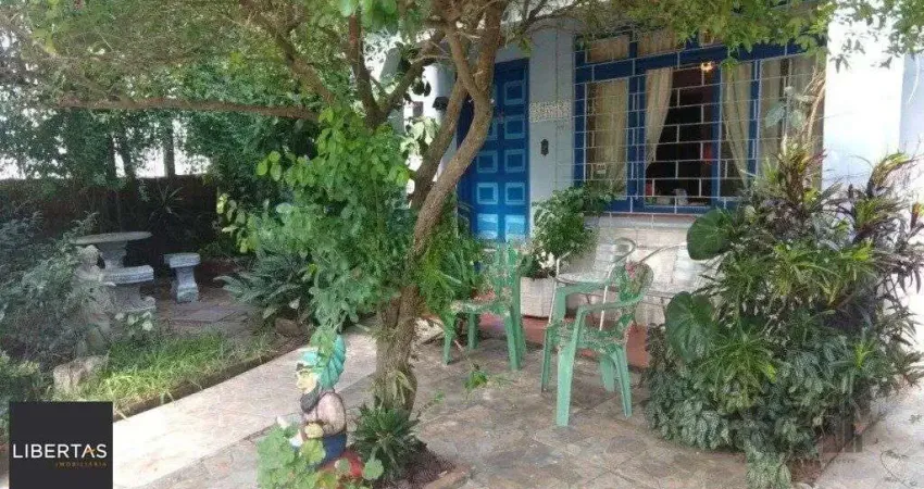 Casa com 3 dormitórios no bairro Sarandi