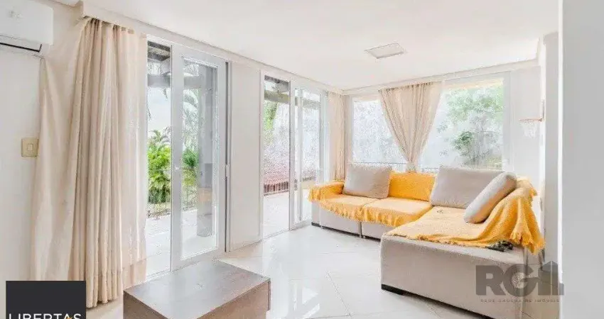 Casa com 3 dormitórios no bairro Jardim Isabel