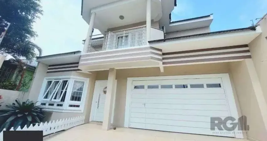 Excelente casa de 250m² com 3 dormitórios no bairro Sarandi.
