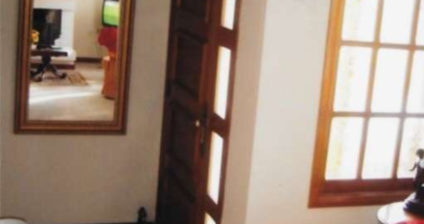 Casa com 3 quartos à venda na Rua Kyve T. Knijnik, 80, Espírito Santo, Porto Alegre