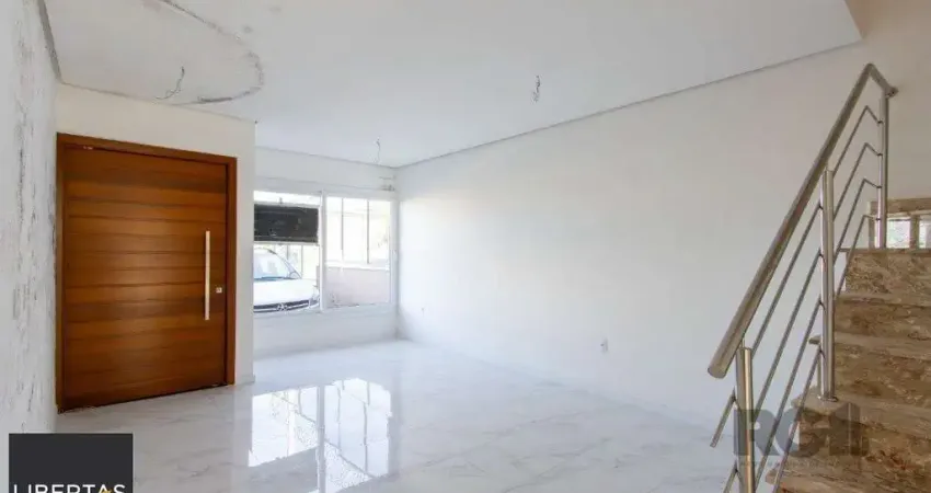 Ótimo sobrado que possui 4 dormitórios sendo 4 suítes.