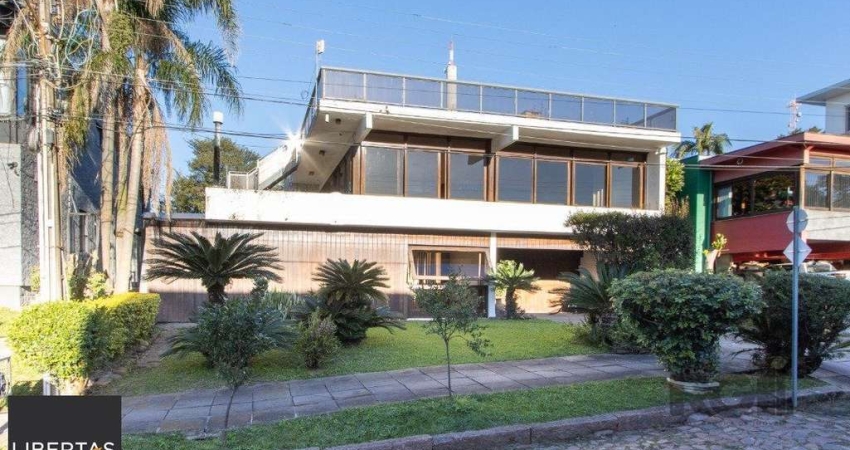 Casa em condomínio que possui  3 dormitórios, sendo 1suíte, lavabo, escritório, possibilidade de um 4 dormitório,