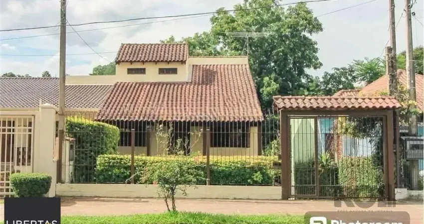 CASA | 02 DORMITÓRIOS | AMPLO TERRENO | VILA NOVA | ZONA SUL