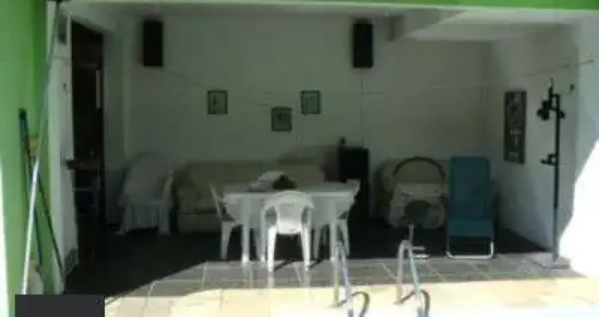 Casa para Venda - 331m², 3 dormitórios, sendo 1 suites, Santa Tereza