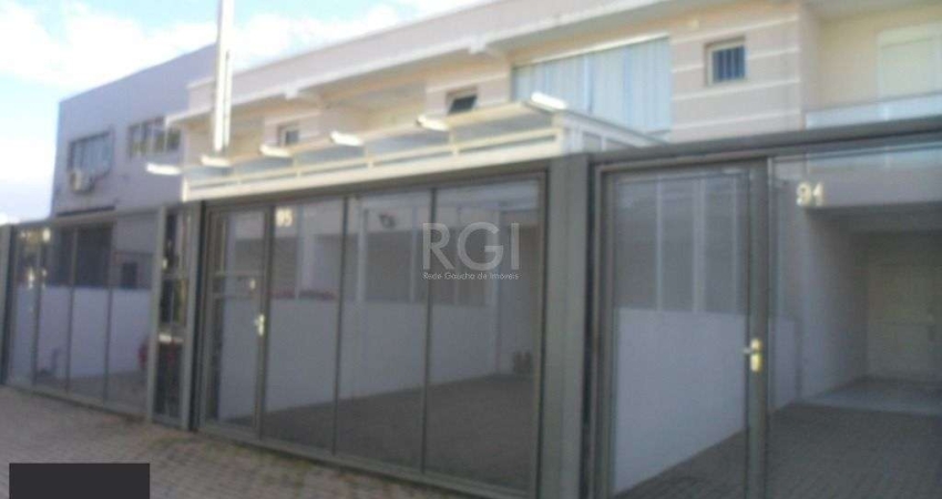 Casa com 3 dormitórios para comprar , 158 m² por R$ 690.000,00 - Sarandi - Porto Alegre/RS