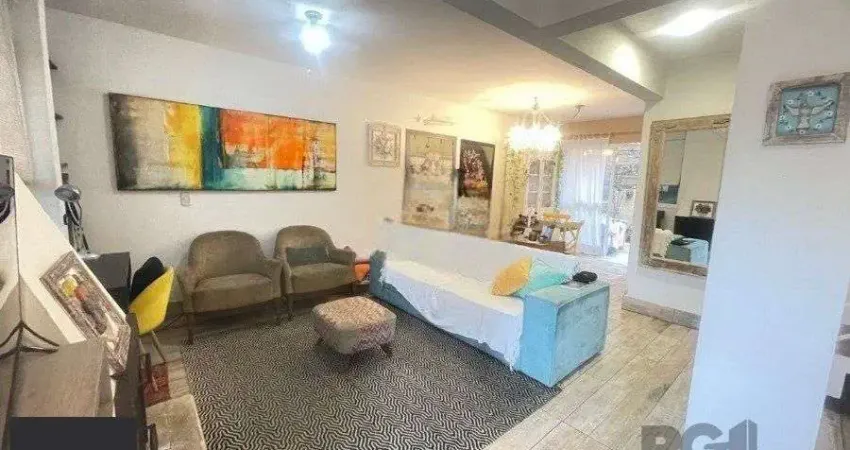Casa de Condomínio em Mário Quintana