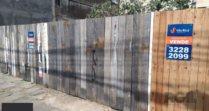 Compre terreno na Av Bento Gonçalves, 20,24 X 24M2,Bairro Partenon