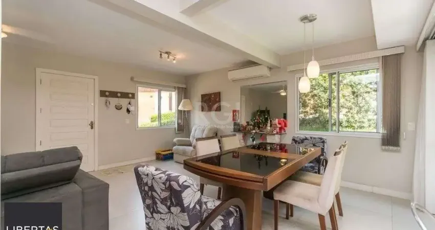 Casa Condominio para Venda - 178,00 m², 3 dormitórios, sendo 2 suites, 2 vagas - Alto Petrópolis