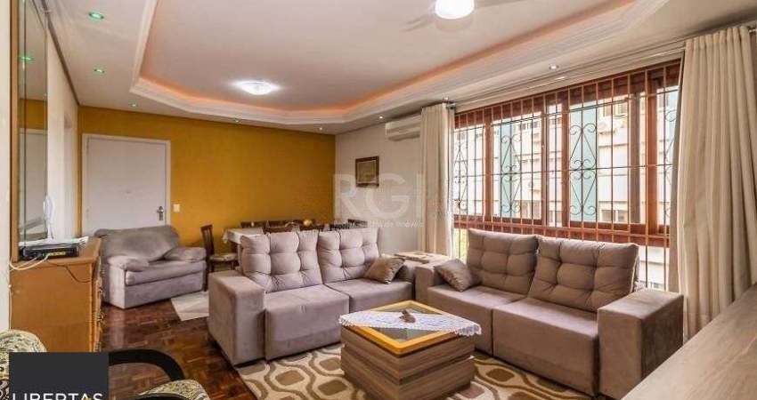 Apartamento 100m² no bairro Farroupilha - semi mobiliado, 3 dormitórios, 1 suíte e 1 vaga