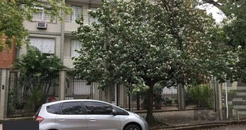 Apartamento de 3 dormitórios Térreo no bairro Moinhos de Vento