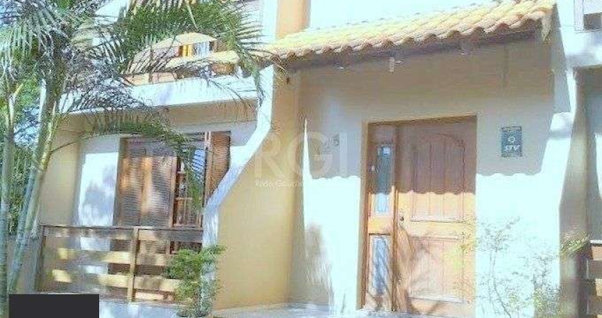 Casa para Venda - 500m², 6 dormitórios, sendo 2 suites, 4 vagas - Glória