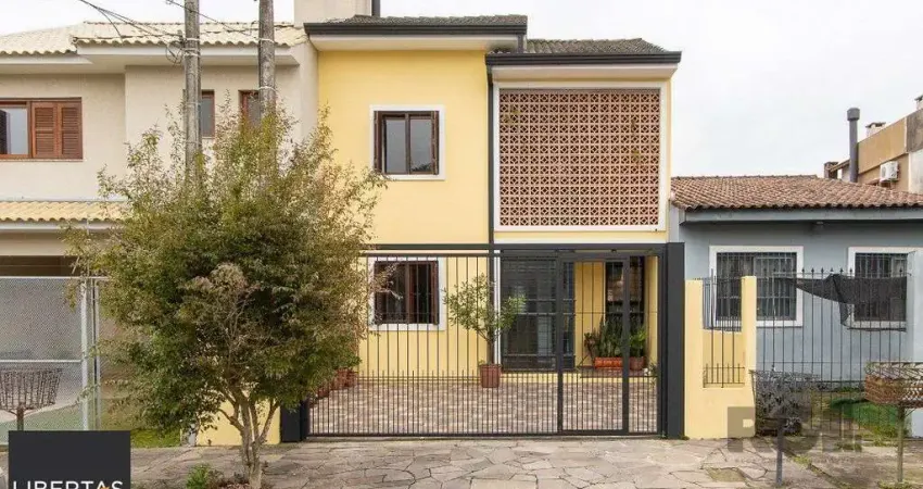 Casa com 3 quartos à venda na Rua Eva Pinto, 114, Hípica, Porto Alegre