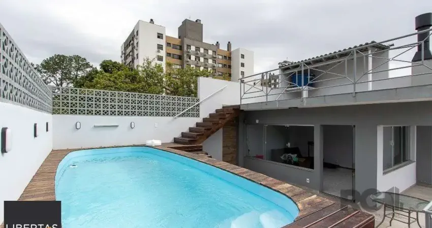 Casa com 3 quartos à venda na Rua Doutor Barcelos, 2137, Tristeza, Porto Alegre