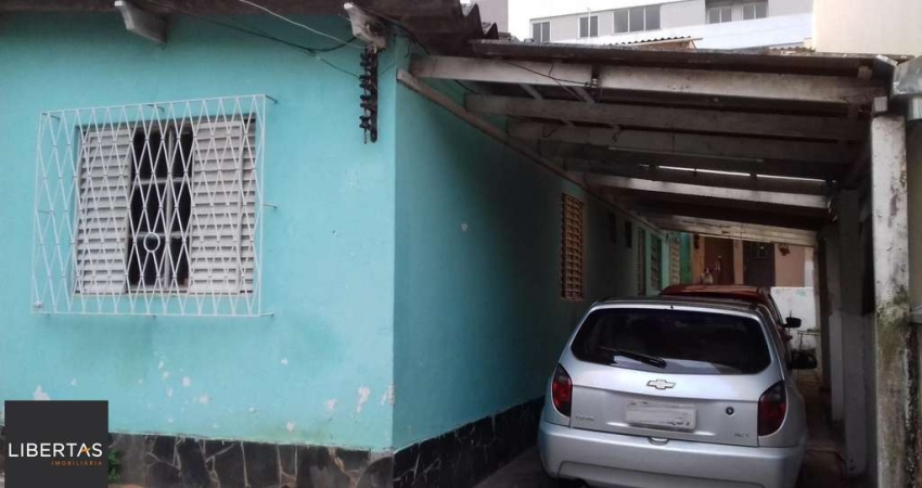 Casa para Venda - 81m², 4 dormitórios, 3 vagas - Partenon
