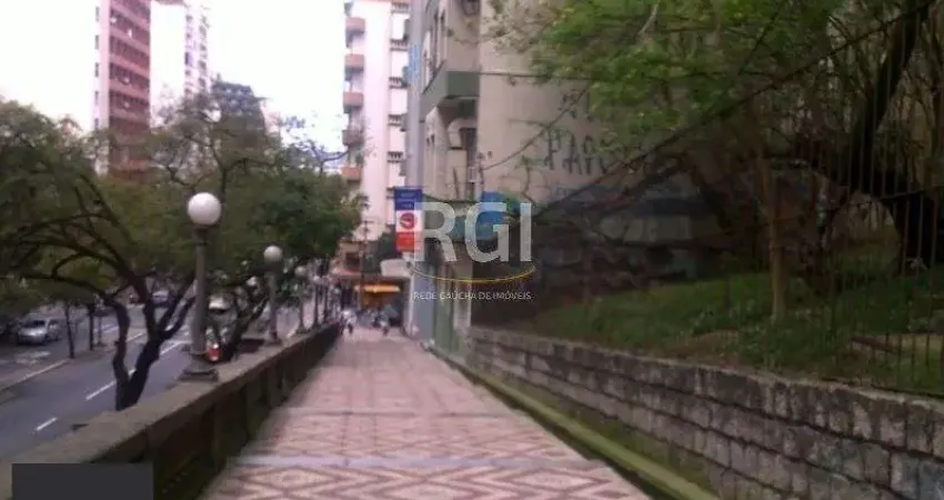 Terreno à venda na Avenida Borges de Medeiros, 865, Centro, Porto Alegre