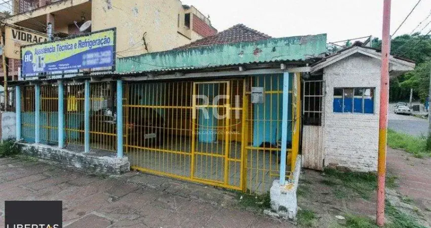 Casa Comercial para Venda - 300m², 3 dormitórios, 3 vagas - Partenon