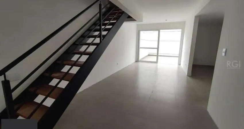 Duplex para Venda - 179.08m², 2 dormitórios, sendo 2 suites, 2 vagas - Petrópolis