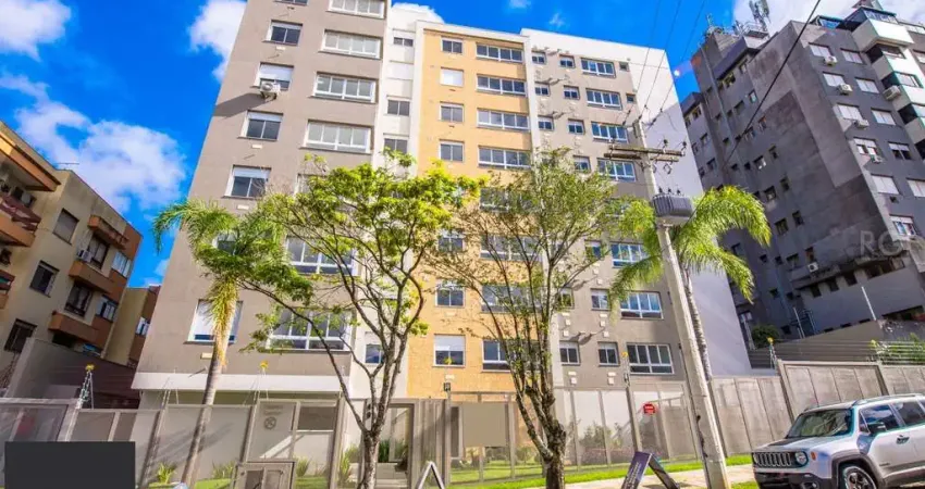 Apartamento para Venda - 66.41m², 2 dormitórios, sendo 1 suites, 1 vaga - Petrópolis