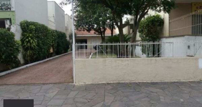 Casa para Venda - 435.6m², 2 dormitórios, 3 vagas - Cristo Redentor
