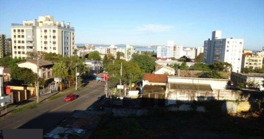 Casa Comercial para Venda - 400m², 5 dormitórios, sendo 1 suites, 4 vagas - Camaquã
