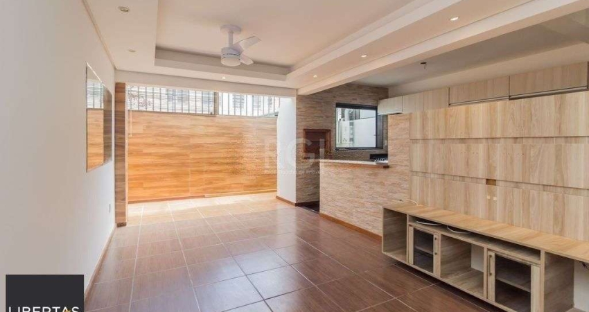 Casa em condomínio com 3 dormitórios, churrasqueira e 1 vaga de garagem no bairro Ipanema