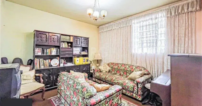Casa para Venda - 212m², 3 dormitórios, 3 vagas - Azenha