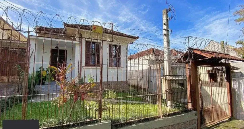 Casa para Venda - 212m², 3 dormitórios, 2 vagas - Medianeira