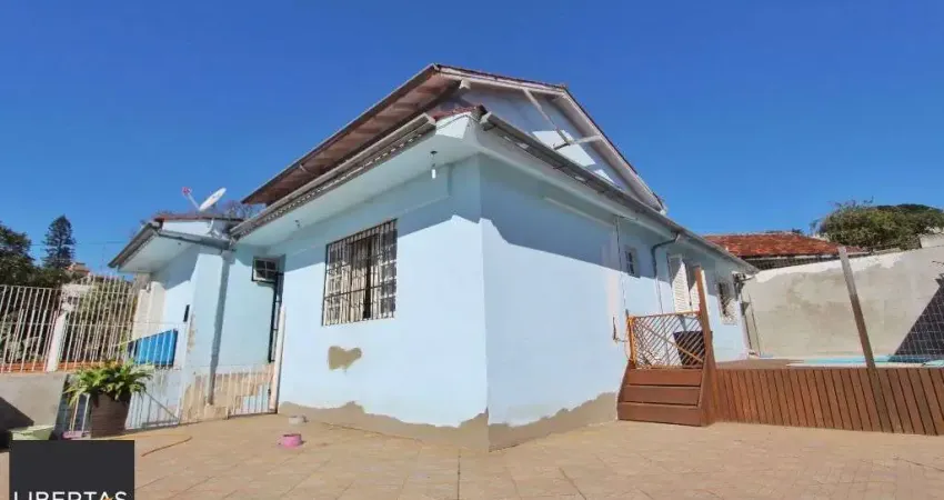 Casa para Venda - 229m², 4 dormitórios, 4 vagas - Santa Tereza