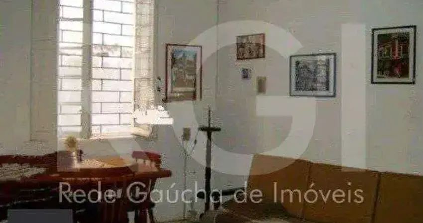 Casa para Venda - 188m², 4 dormitórios, 4 vagas - Menino Deus