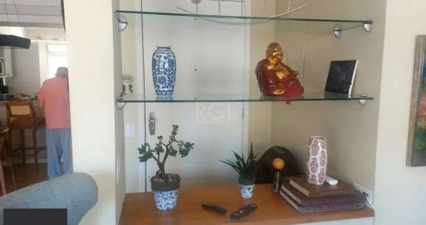 Apartamento 3 dormitórios 1 suíte e 2  vagas com 90m² no  bairro Petrópolis Porto Alegre RS