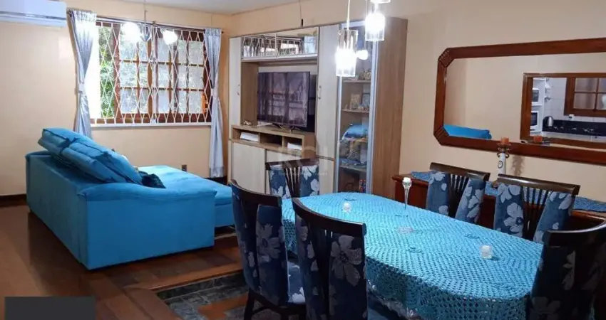 Apartamento com 128.25m², 3 dormitórios, sendo 2 suites, 1 vaga, Petrópolis,