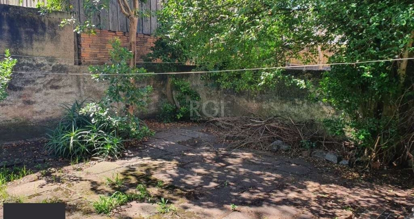 Casa para Venda - 100m², 3 dormitórios, 1 vaga - Navegantes