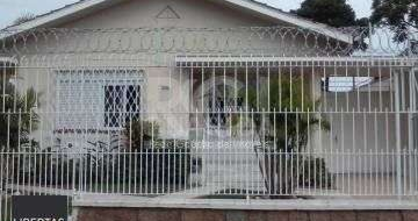Casa para Venda - 184m², 3 dormitórios, sendo 1 suites, 4 vagas - Cristal