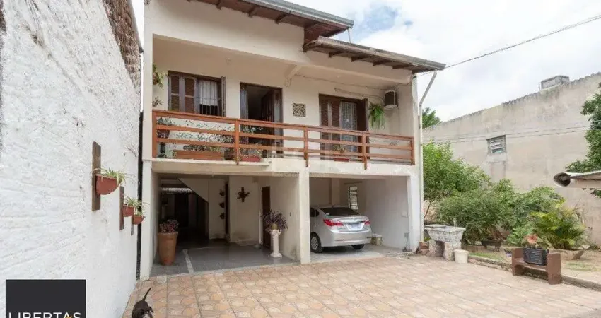 Casa para Venda - 161m², 3 dormitórios, 3 vagas - Nonoai