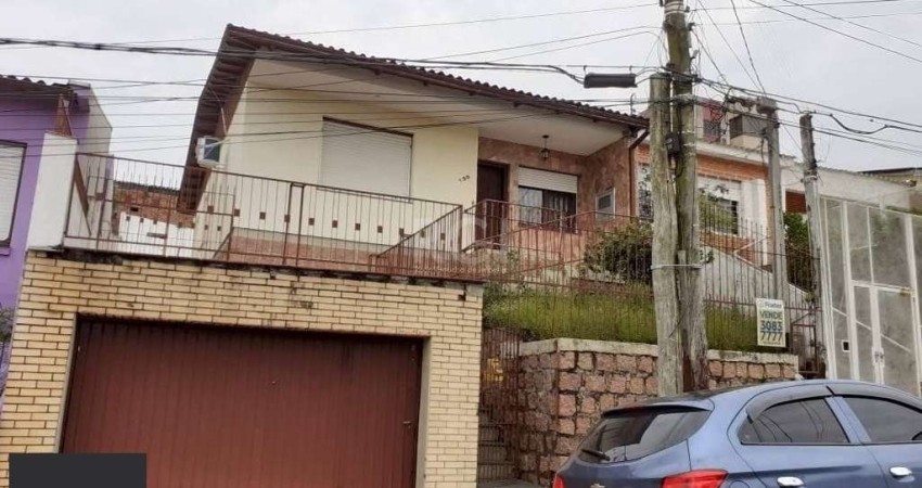 Casa para Venda - 130m², 4 dormitórios, Santa Tereza
