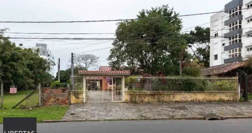 Casa para Venda - 231.72m², 4 dormitórios, sendo 1 suites, 3 vagas - Tristeza