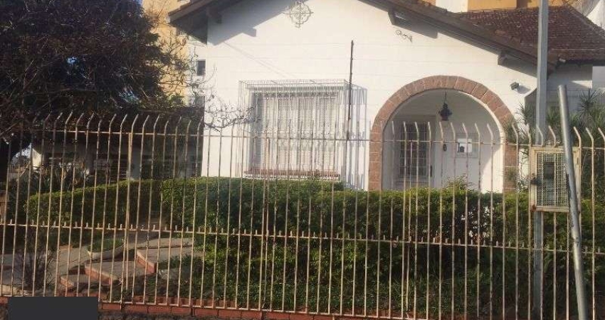 Casa para Venda - 200m², 4 dormitórios, 4 vagas - Glória