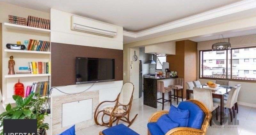 Apartamento 3 dormitórios, 1 suíte, 2 vagas - 74,91m² no Bairro Petrópolis