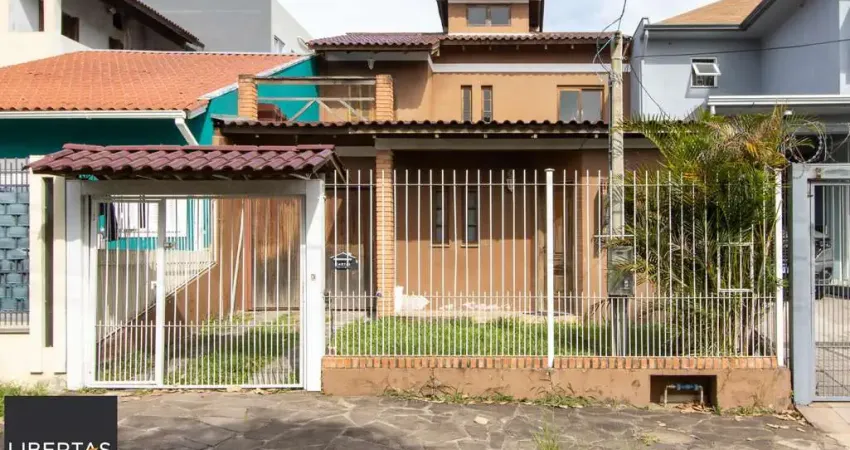 Casa/Sobrado  4 dormitórios com piscina