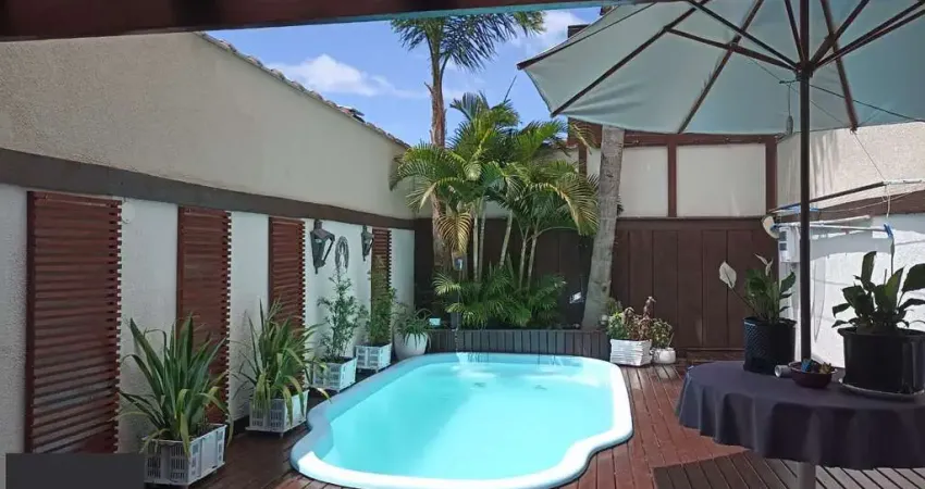 Casa com 4 quartos à venda na Rua Eliza Tevah, 58, Hípica, Porto Alegre