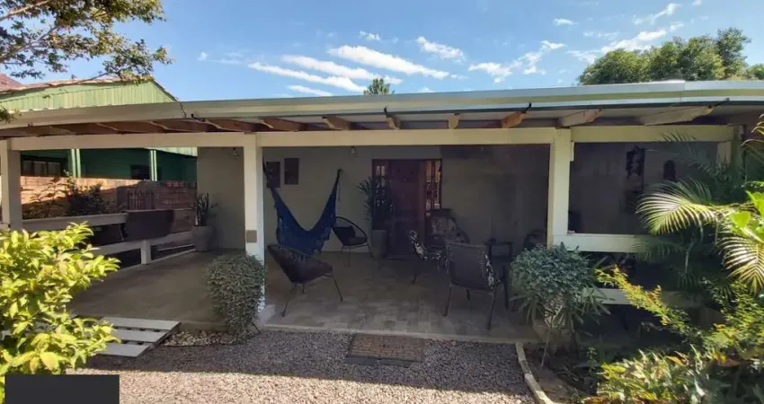 Casa com 2 quartos à venda na Rua Brinco-de-Princesa, 28, Restinga, Porto Alegre