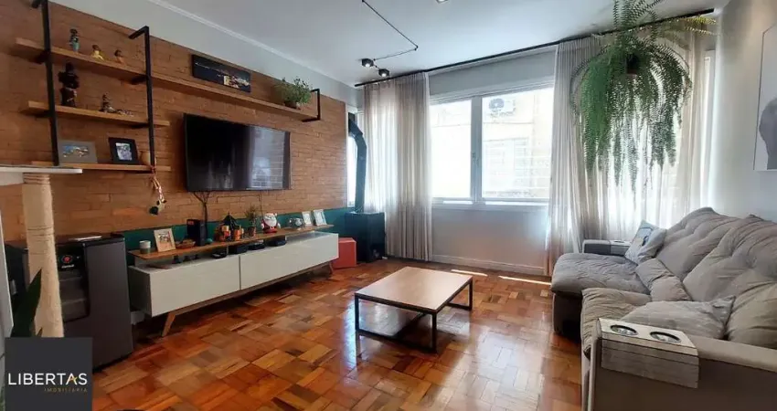APARTAMENTO REFORMADO, 3 DORM. + VAGA, PRÓXIMO A REDENÇÃO