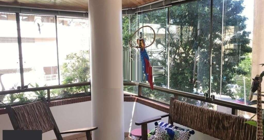 Vende-se amplo apartamento 3 dom 3 vagas c/ sacada e churrasqueira - 129m² - Bom Fim
