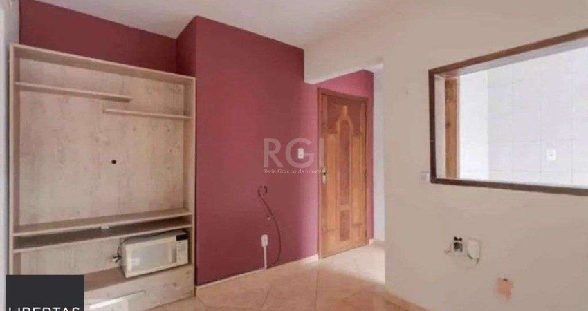 Apartamento 01 dormitório, no bairro Rubem Berta, em Porto Alegre - RS.