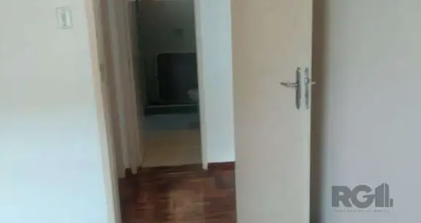 Apartamento com 2 quartos, 1 vaga de garagem, no bairro Medianeira, Porto Alegre/RS