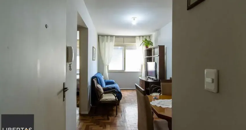 Apartamento com 1 quarto com vaga coberta e escriturada no bairro cristal.
